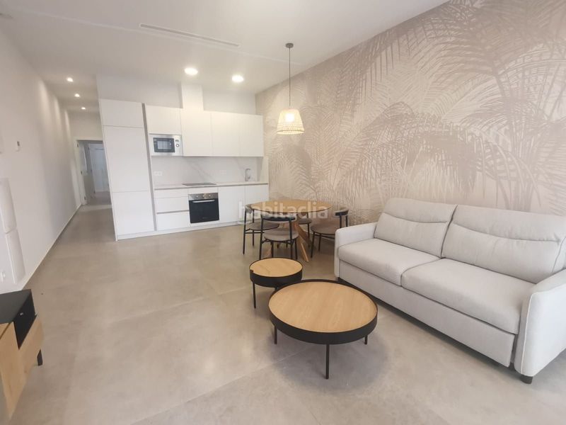 Foto ea6c759d-6bb8-45cb-9f8b-06867ece5d84. Apartament amb piscina a Antonio Machado Torrevieja