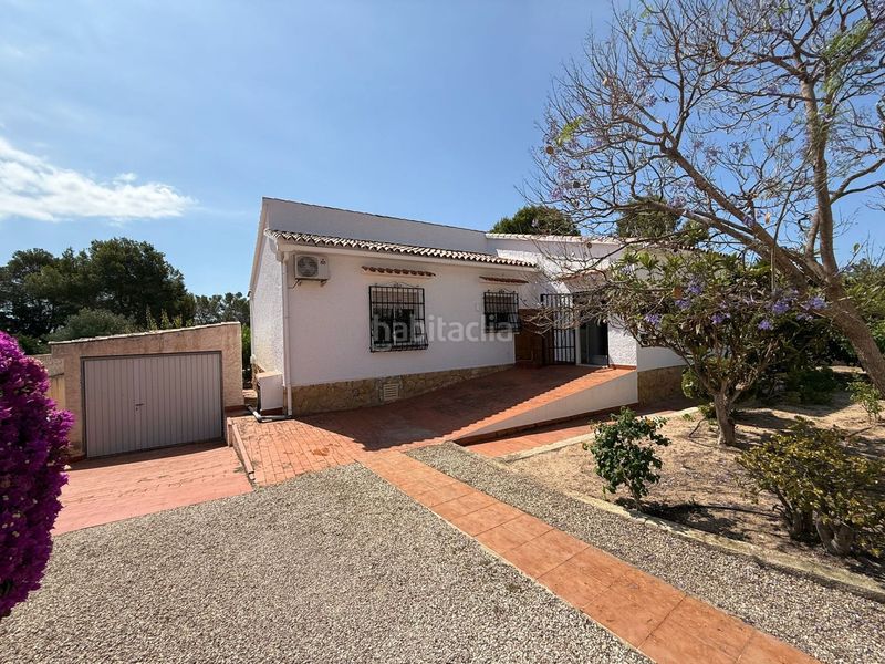 Foto a7960551-037a-4886-a3bd-b880327275ba. Casa amb calefacció a Pueblo-Ubanizaciones Alfàs del Pi (l´)