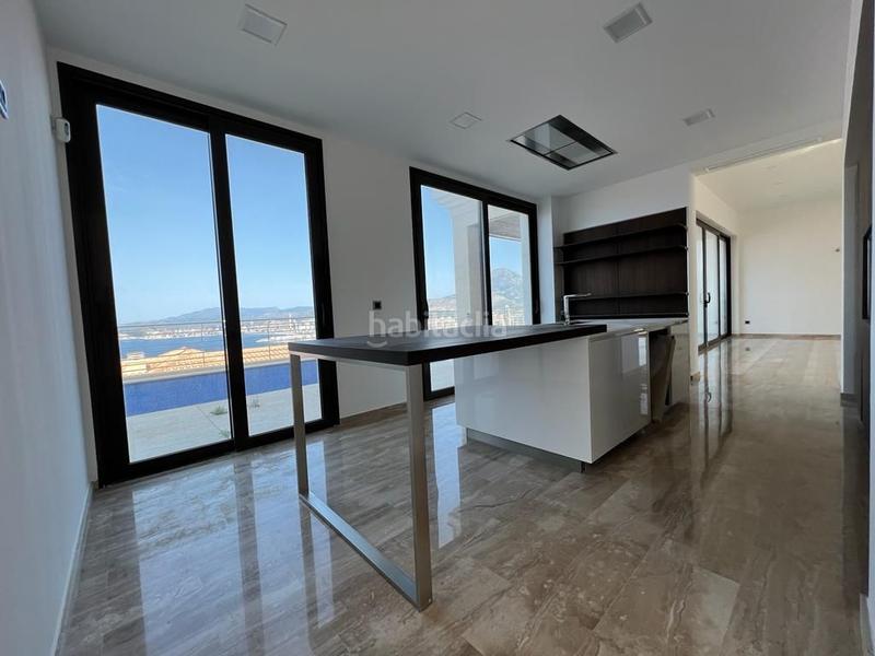 Foto 22f3e7ea-8a51-4f97-aee2-c8493e2101bb. Chalet villa de lujo con espectaculares vistas al mar en Benidorm