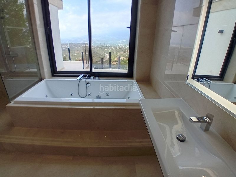 Foto 005764ea-c1aa-44c2-888b-6069854d2f45. Xalet amb calefacció piscina a Altea hills Altea