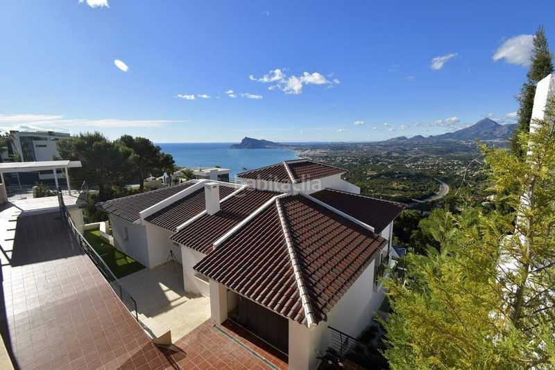Foto dac693d8-ead0-400c-8575-9ae0eb2e2c00. Xalet amb calefacció piscina a Altea hills Altea