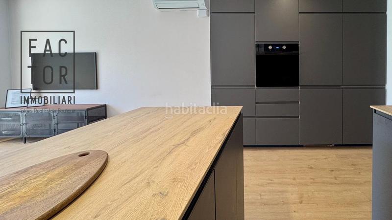Foto 2a3f0352-988a-4d00-bd62-678db6bec9e4. Alquiler piso alquiler temporada encantador piso en vinyet, en Sitges