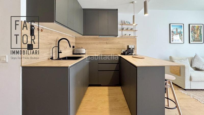 Foto ef2dcd84-fbc1-4c60-8c15-6f9457bd4783. Location appartement avec chauffage parking piscine dans Sitges
