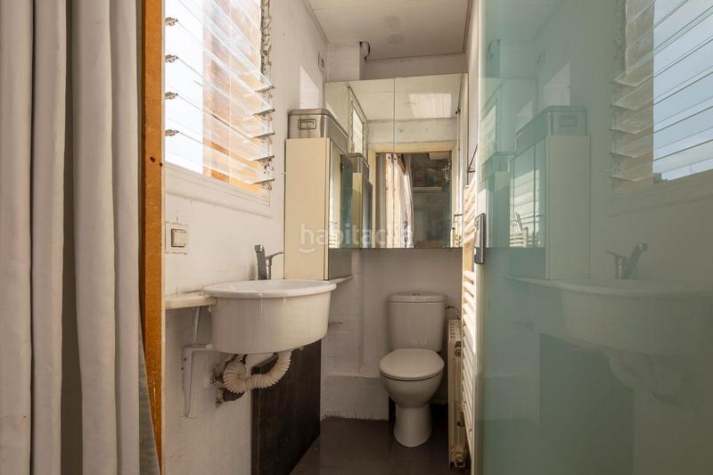 Foto 05b81ded-6f7f-4c3e-a1d0-d648e7b3e9ea. Pis amb calefacció a L´Antiga Esquerra de l´Eixample Barcelona