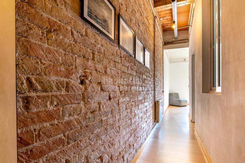 Foto bf853d48-2344-44ae-85af-f83c9e6bce4b. Pis amb calefacció a L´Antiga Esquerra de l´Eixample Barcelona