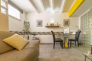 Rez-de-chaussée à Carrer pau benazet 3. Local versátil en venta sitges centro