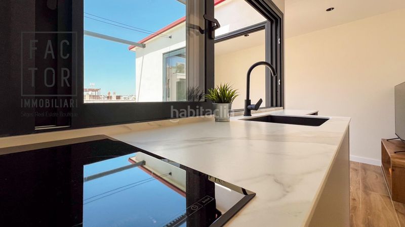 Foto ddd11736-44dd-42c6-9563-48b923667b00. Àtic a carrer doctor bartomeu robert 3 a Aiguadolç - Sant Sebastià Sitges
