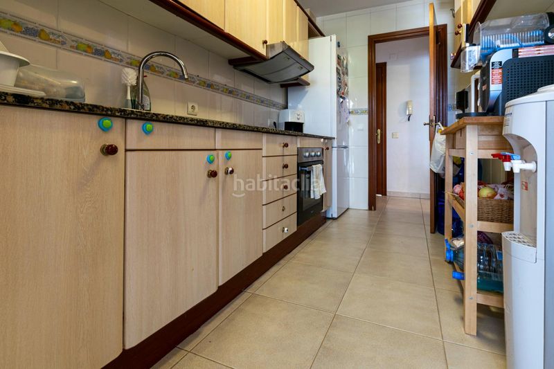 Foto 8af8e1d2-3620-425a-becb-1b9e1ff50f3b. Flat in carrer miquel servet 143 in Les Roquetes Sant Pere de Ribes