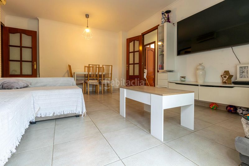 Foto d7f5948f-8129-40e1-b0a9-2f9e0363d5eb. Flat in carrer miquel servet 143 in Les Roquetes Sant Pere de Ribes