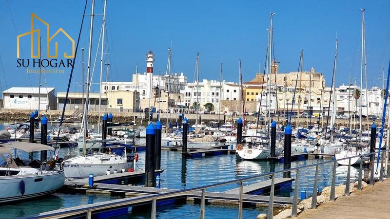 Foto 893dc1cd-acfb-409b-8c93-8e3a6ef23660. Piso precioso piso en una ubicación inmejorable en Rota