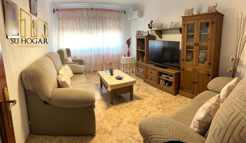 Foto f7b6bf43-7cd2-44be-97d2-759e9b33c493. Pis a Norte - Blanca Paloma Rota
