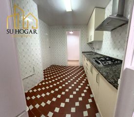 Flat in Norte - Blanca Paloma. Amplio piso en zona céntrica