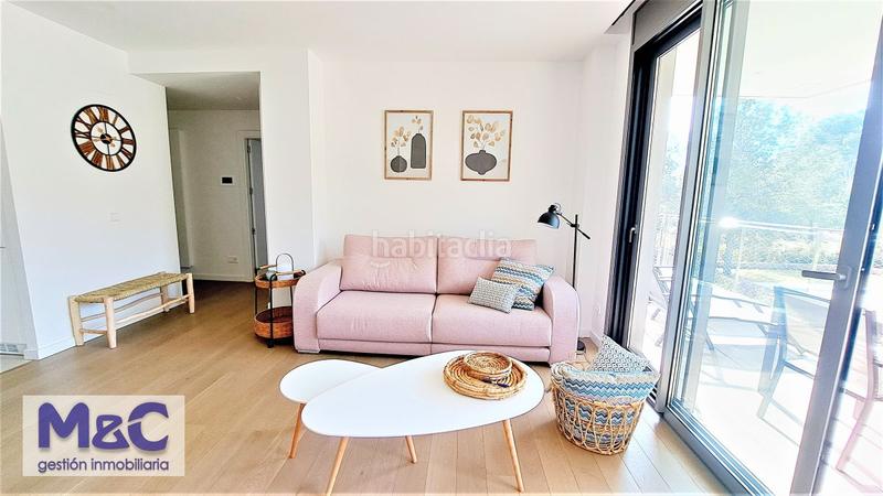 Foto 3aa745e5-9aea-4108-9412-94a7f829a7ee. Lloguer apartament amb aparcament a pla de maset - cap de Salou Salou