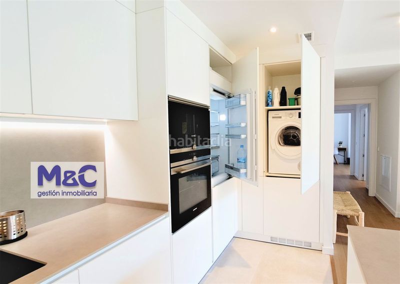Foto b38a9769-c1ea-48a0-97e6-6c7fd4f59f45. Apartament amb aparcament a pla de maset - cap de Salou Salou