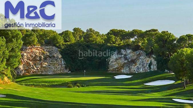 Foto f7fa11a9-1147-4279-8e01-2a00fe022892. Apartament amb aparcament a pla de maset - cap de Salou Salou