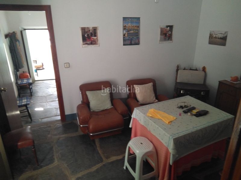 Foto e2f80002-efd2-4e9a-a7ac-30336fe432a1. Casa a Alcántara