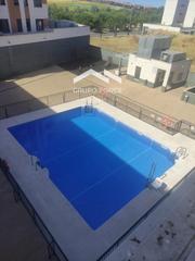 Pis a Puertas del sur - Guadabajaque. Piso en urbanización con piscina , de 3 habitaciones en zona sur
