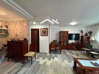 Appartement à Puertas del sur - Guadabajaque. Piso de renta libre, 2 habitaciones convertida a 1 y patio.