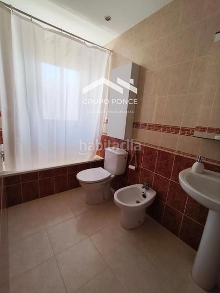 Foto 327f9a0d-47b0-4d3d-8505-1a8a63f4bb3f. Casa adossada a Caballero Bonald-S. José Obrero-Guadalcacín Jerez de la Frontera