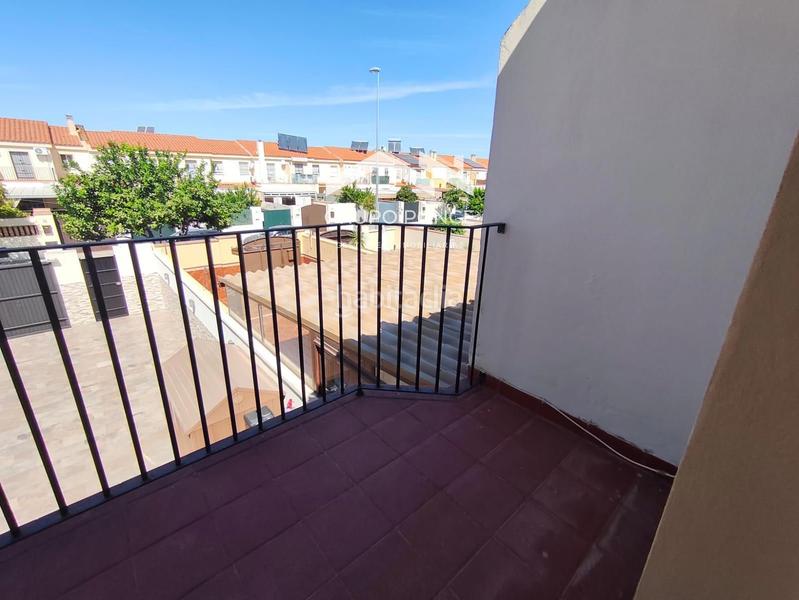 Foto b91479b1-04f7-4ae7-b38a-c4486920b8d7. Casa adossada a Caballero Bonald-S. José Obrero-Guadalcacín Jerez de la Frontera