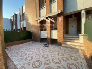 Casa adosada en Puertas del sur - Guadabajaque. Casa en jerez de la frontera, zona sur, residencial las quintas.