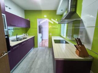 Reihenhaus in Caballero Bonald-S. José Obrero-Guadalcacín. Casa adosada en venta en jerez de la frontera, zona san josé obr