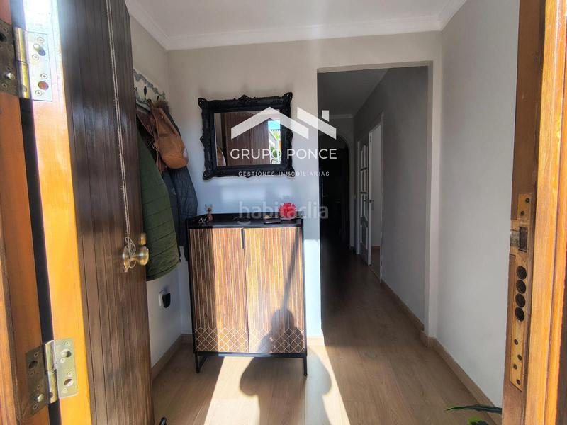 Foto b00238be-d3bb-462d-8ec6-db344681bf60. Casa adossada amb aparcament a Caballero Bonald-S. José Obrero-Guadalcacín Jerez de la Frontera