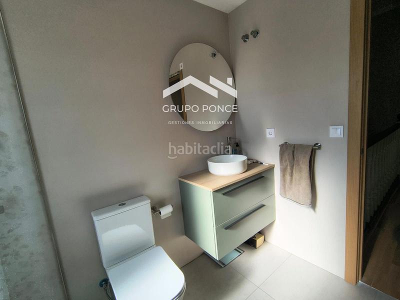 Foto f981d217-fda9-4b39-8624-124bb08395ef. Casa adossada amb aparcament a Caballero Bonald-S. José Obrero-Guadalcacín Jerez de la Frontera