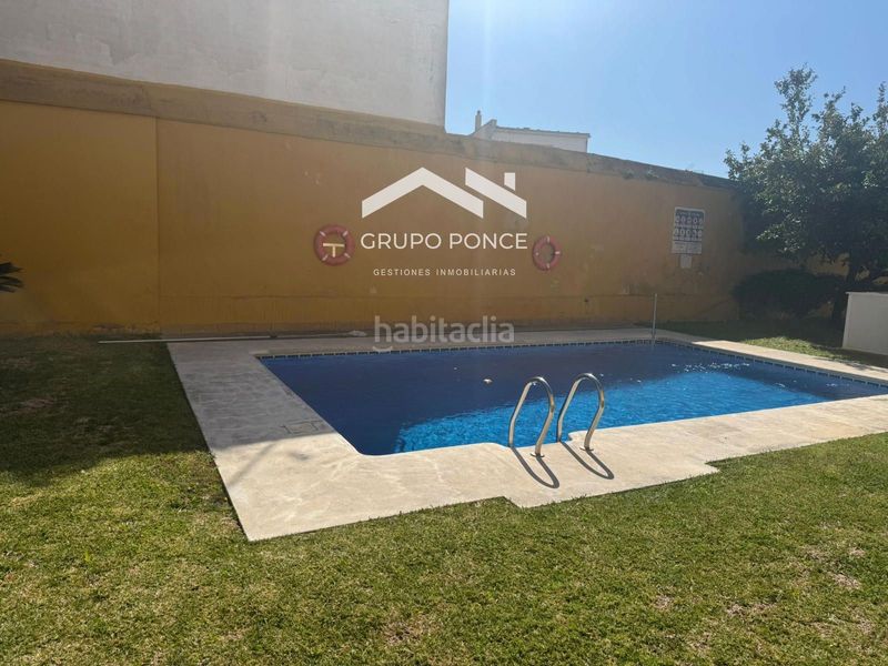 Foto b77c3926-bc9c-4a4b-a8a6-851cbdd859ec. Pis amb aparcament piscina a Centro Jerez de la Frontera