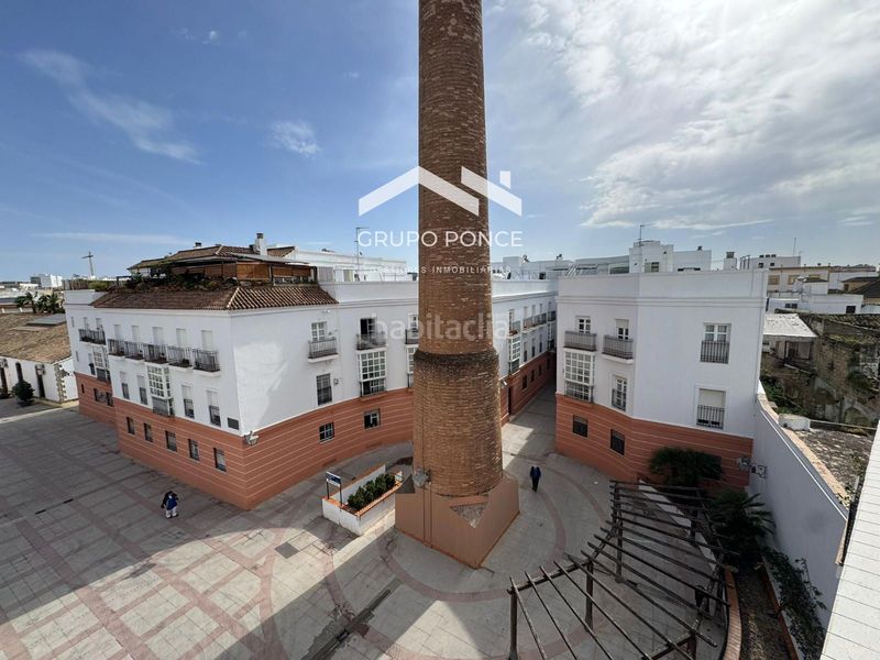 Foto 91f4dc3a-35bc-48a0-bb1a-5b5923b09d47. Pis amb aparcament a Centro Jerez de la Frontera