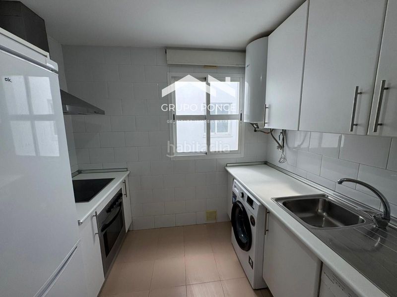 Foto ae73f7f5-1646-48dc-9e29-da58f7fcd539. Pis amb aparcament a Centro Jerez de la Frontera