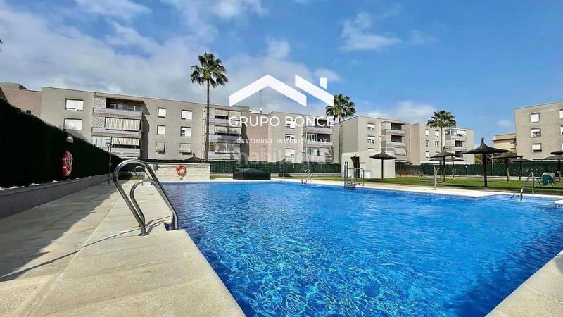 Foto 615b4740-0628-4889-8e60-3dff63b6e0a6. Pis amb aparcament piscina a Puertas del sur - Guadabajaque Jerez de la Frontera