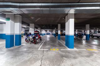 Parking coche en N/a