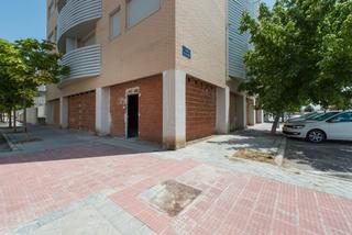 Local Comercial en Calle tarraco 20