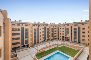 Miete Etagenwohnung in Calle cavanilles 1