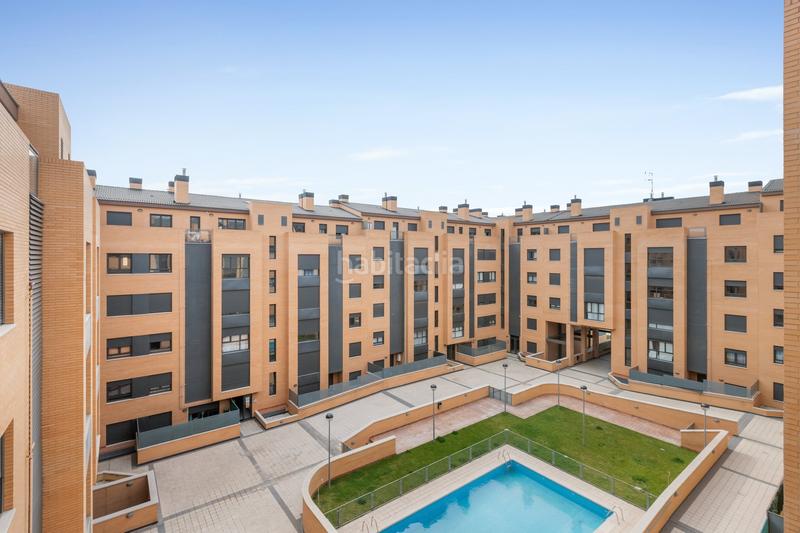 Foto 456d4747-6ab8-45f4-a405-a3c0a1ca51c9. Alquiler piso en calle cavanilles 1 en Aranzana Arroyo de la Encomienda
