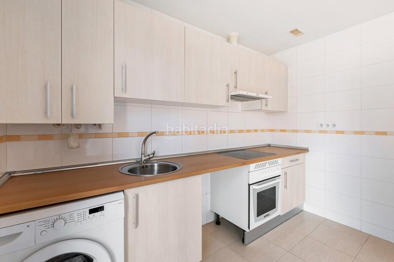 Foto 3188fd41-ad43-40a8-84fb-0b2bcd8f1e11. Rent flat in calle cavanilles 1 in Aranzana Arroyo de la Encomienda