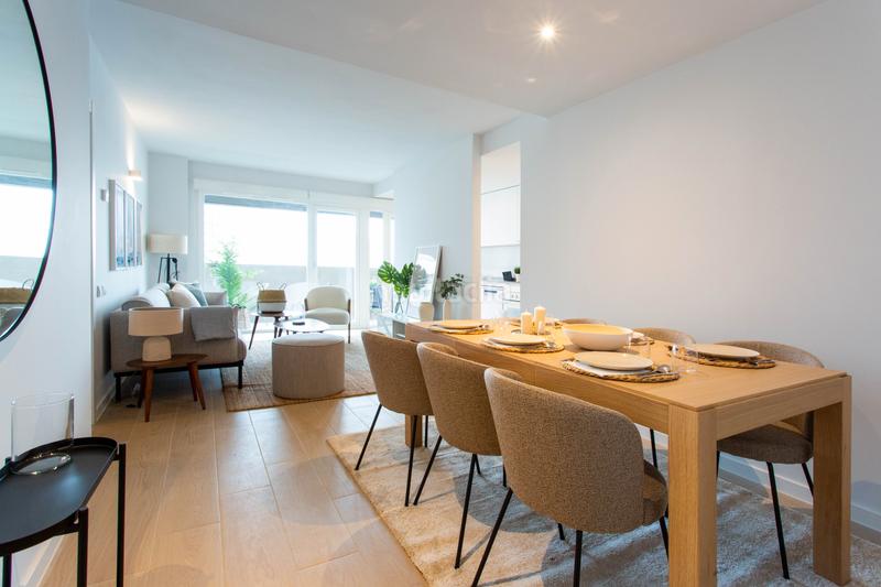 Foto 1e5360fe-f4aa-4ddc-922a-dd881254f3f9. Rent flat in calle anna frank 19 in El Cañaveral Madrid