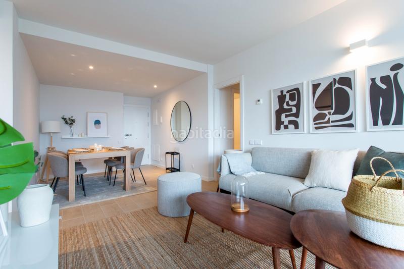 Foto 5b643b14-6db2-495b-a310-4f93acb365da. Rent flat in calle anna frank 19 in El Cañaveral Madrid