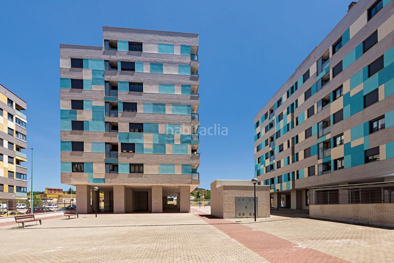 Foto 8a71e5ec-fc5b-4862-b422-9c8c124c2e9f. Location appartement dans calle santo tomás 59 dans León
