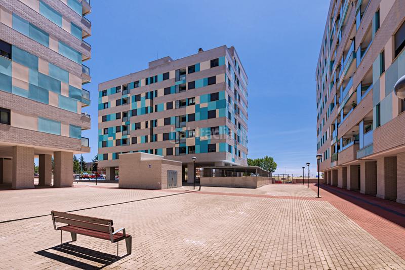 Foto cdd0fe2e-cbf7-4623-bb0b-974dd7ab3d89. Location appartement dans calle santo tomás 59 dans León