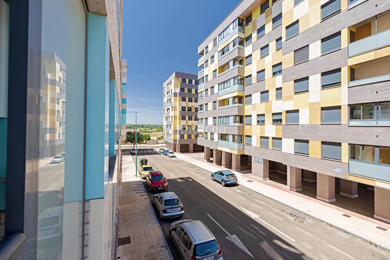 Foto 52dfadf0-f594-4b3e-8d1c-b727950d5597. Lloguer pis a calle santo tomás 59 a Puente Castro León