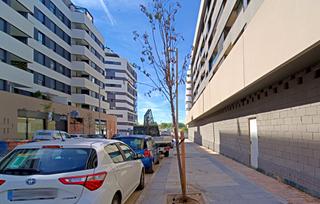 Location Local commercial à Calle anna frank 19
