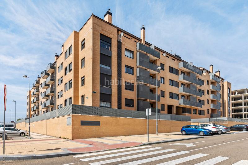 Foto 4e8f26d3-e671-44ca-90fa-16c10fb14e7f. Alquiler piso en calle cavanilles 1 en Aranzana Arroyo de la Encomienda