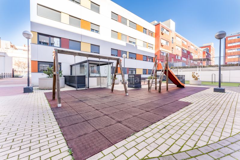 Foto 4d971e76-35a4-4939-b03d-8aaadaeaa915. Appartamento in calle de hércules 53 in Sur - PAU 4 Móstoles