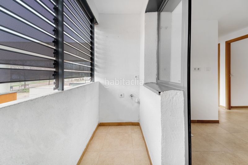 Foto d2286ad9-c8b7-4e25-9705-c6bbe09570da. Appartamento in calle de hércules 53 in Sur - PAU 4 Móstoles