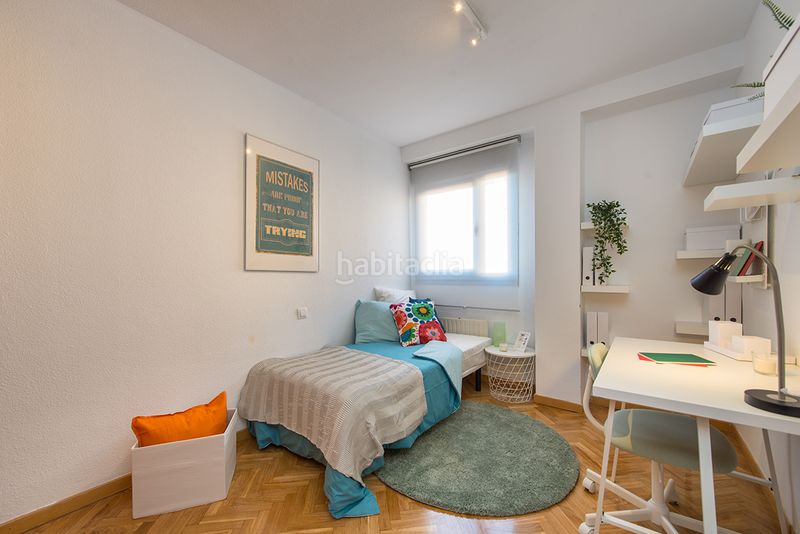 Foto 3d8fc0cf-1b5c-4fe4-bebd-4ce92278fab2. Etagenwohnung in calle del péndulo 3 in Valdebernardo-Valderribas Madrid