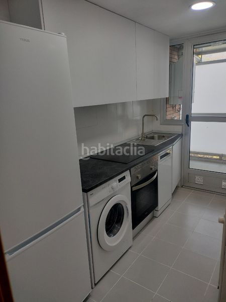 Foto 10880178-641a-4ee4-bd6d-a9a5421e69ac. Dúplex a calle de berrocal 52 a Butarque Madrid