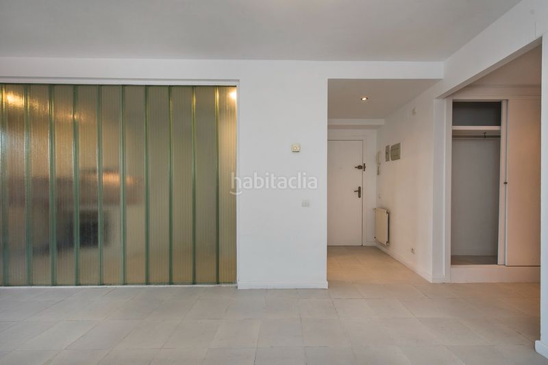 Foto 4f640f94-afd4-426f-9e1d-ddbb728c99e9. Pis a calle de berrocal 52 a Butarque Madrid