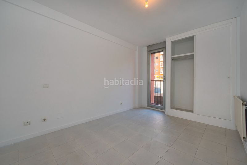 Foto 71c99fb5-051d-4b18-8285-b64f83d5a8f4. Pis a calle de berrocal 52 a Butarque Madrid